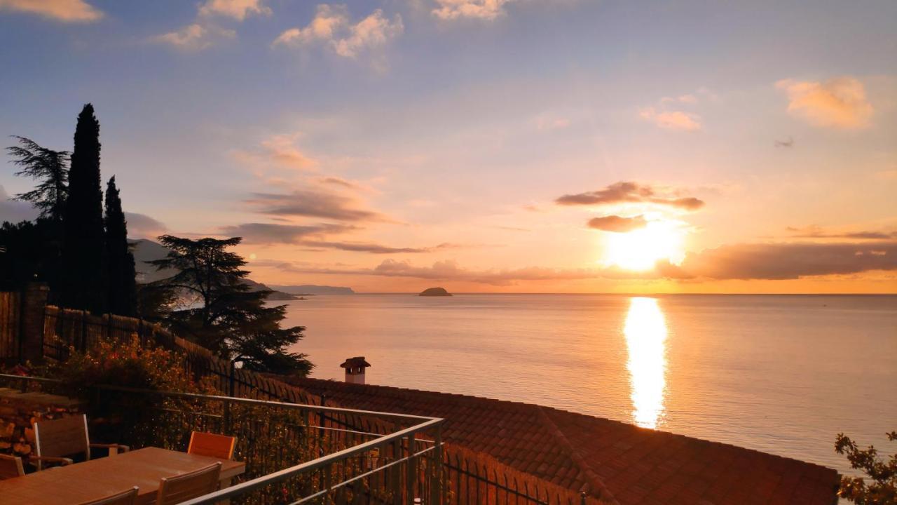 Vista Mare & Ac - Smeraldo Apartment Laigueglia Zewnętrze zdjęcie